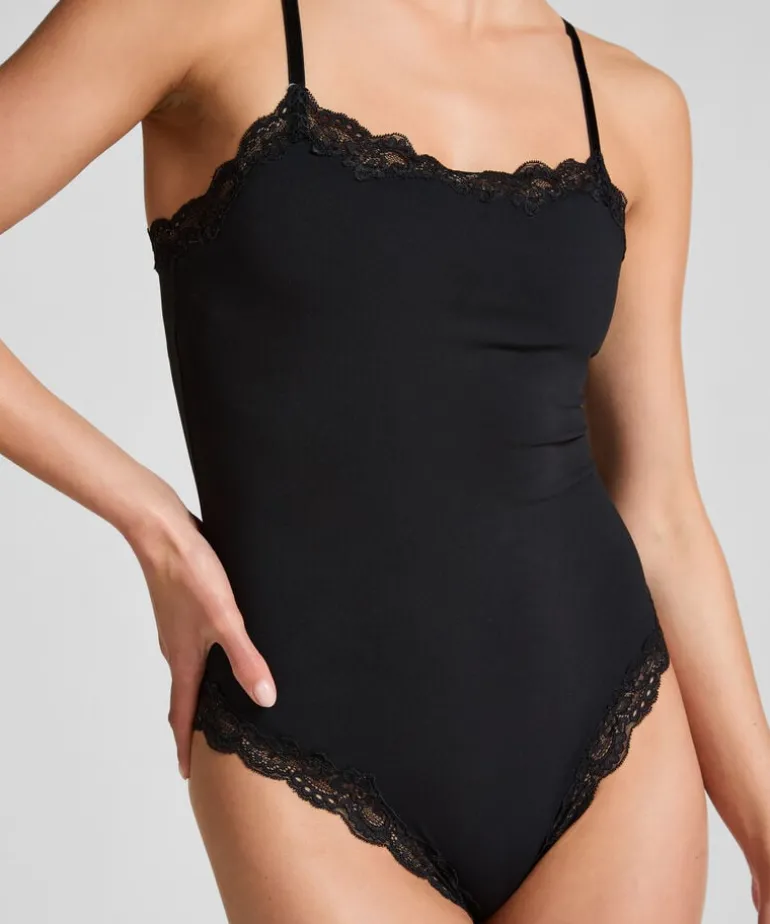 Alissia Body - Black