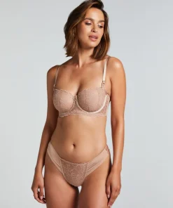 Anya Brazilian - Brown