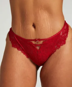 Charlotta Thong - Red