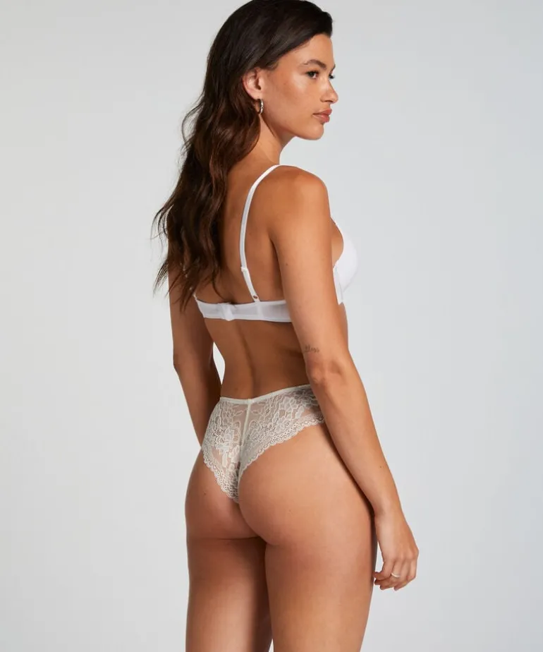 Chelsea Brazilian - White