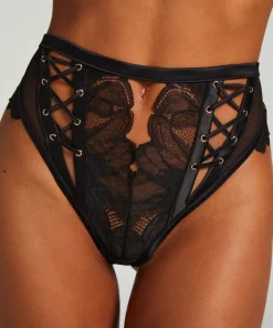 Cierra Thong - Black