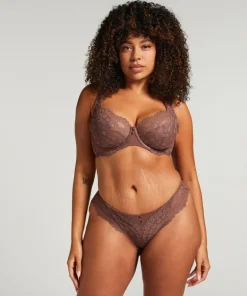 Daisy Brazilian - Brown