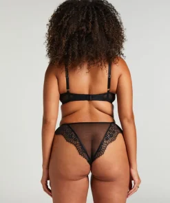 Daphne Padded Non-Wired Bra - Black