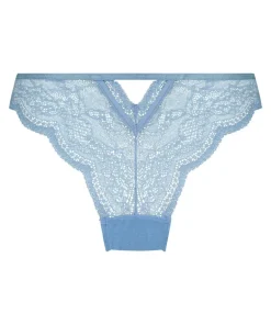 Isabelle Cheekini - Blue