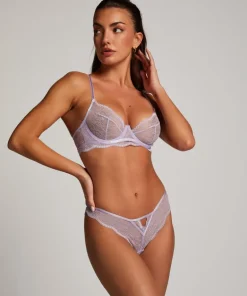 Isabelle Cheekini - Purple