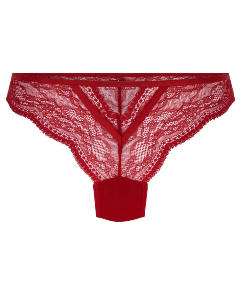 Isabelle Cheekini - Red