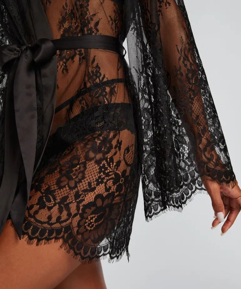 Isabelle Lace Kimono - Black