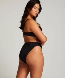 Scallop Padded Underwired Bikini Top - Black
