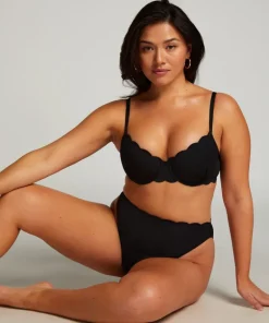 Scallop Padded Underwired Bikini Top - Black