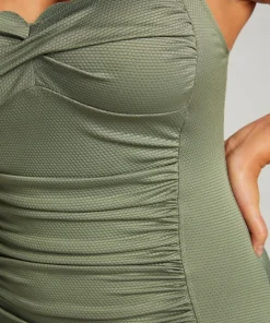Shaping Scallop Swimsuit - Green
