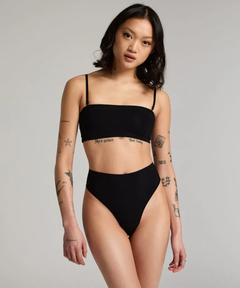 Smooth Bandeau Bralette - Black