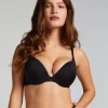 Smooth Padded Underwired Push-Up Bra - Black