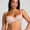 Smooth Padded Underwired Bra - Beige