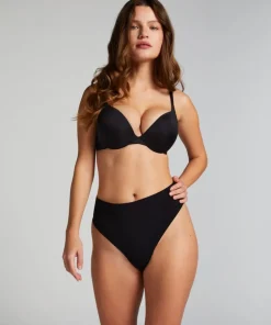 Smooth Padded Underwired Push-Up Bra - Black