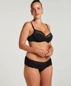 Sophie Non-Padded Underwired Bra - Black